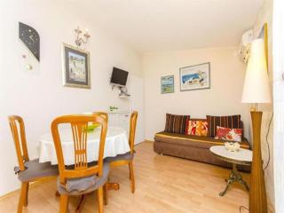 Apartments Nives - One Bedroom Apartment A2 - 8