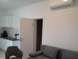 Apartments Matkovi - Two Bedroom 1 - 8