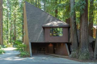 Tri-Level MCM Masterpiece Redwoods Golf & Spa - 9