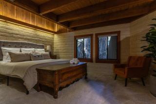 Tri-Level MCM Masterpiece Redwoods Golf & Spa - 3