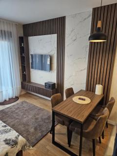 Leena Apartmani - 0