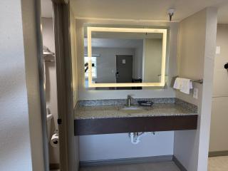 Travelodge by Wyndham Venice - Venice - 2