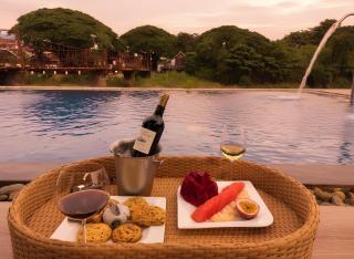 Intimate Riverside Resort Vang Vieng - 4