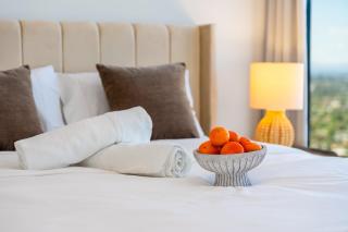 Spacious 4BR penthouse in Box Hill Free Parking x 2 - 8