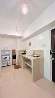 Mactan Airport HOSTEL at Aashvi Cozy Cabin - 1