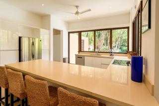 Exclusive Villa with private pool, Jungle and Golf views - 8 Min Walk to the Beach - 4