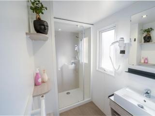Mobil home 36m² avec terrasse - 6 personnes, 3 chambres - API-1-52-530 - 3