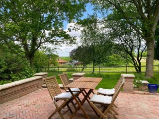 Artist's Studio House In Aukrug Nature Park - 6