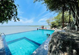 Lagoon Villa Arugambay - 4