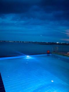 Lagoon Villa Arugambay - 1