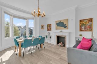 City Chic Townhouse By My Getaways - 9