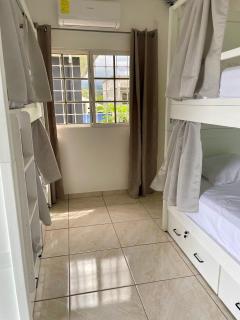 Trébol House Hostel - La Ceiba - 3