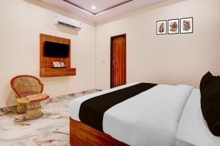 Collection O Radha Krishna Temple Vrindavan Formerly Shri Hari Seva Sadan - 8