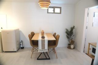 WhiteTreeHouse - 5