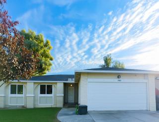 FamilyFriendly 3BR Near Eastridge, Lake Cunningham - 9