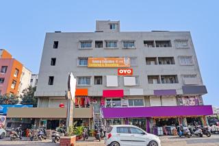 SPOT ON Swarg Executive Paradise Near Fun Time Multiplex - 9