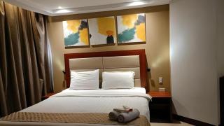 Cherry Midtown Hotel - 7