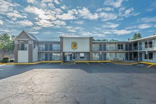 Super 8 by Wyndham Morganton - 8