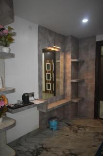 Hotel Neelkanth - 8
