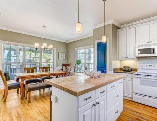 Blue Moon Hideaway - 3