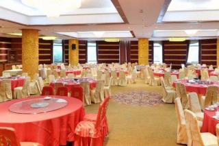 Huangshan Xuanyuan International Hotel - 4
