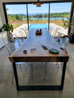 Contemporary lake-view villa - 0