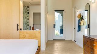 Blackhaus Suites by AvantStay Modern Comfort in Downtown Palm Springs - 1
