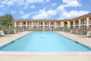 Days Inn by Wyndham Ruther Glen Kings Dominion Area - 8