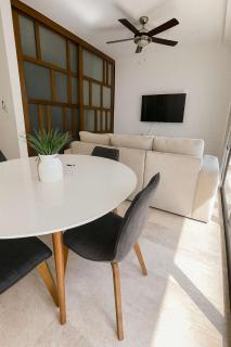 Modern King Suite 4 Pools & Prime Spot - 3