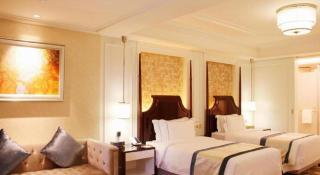 Lake Piedmont International Hotel - 5