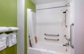 Sleep Inn & Suites Prince George near Fort Lee - 2