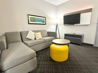 Comfort Inn & Suites Calhoun South - 1