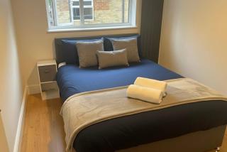 Cosy 4 bedroom in borehamwood - 6