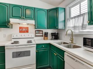 Duckie's Cottage - 1