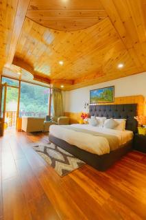 Himalayan River Resort, Manali- #riverside #private parking #scenic river & mountain view #open cafe # spacious room #big garden with campfire - 6