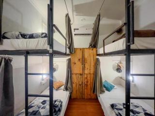 Rahgir Tales Hostel - Taj View 800m from Taj Mahal - 5