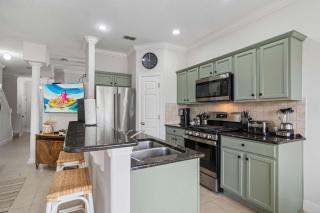 W483- Magic Haven Townhome - 6