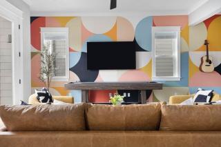 Legends on Lucile - 3