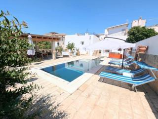 Boutique Courtyard Home & Loft with Pool & Garden - 6