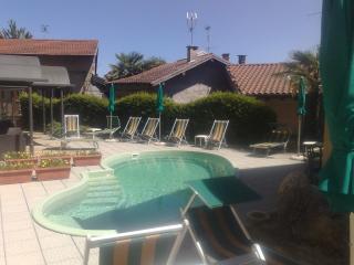 azalea Rooms & apartments domo 3 - 1