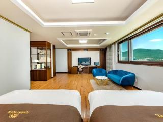 HS Tourist Hotel - 7