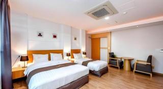 HS Tourist Hotel - 4