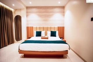 THE JEEVAN INN Newly Renovated - 2