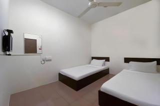SPOT ON 91178 Motel Impian - 2