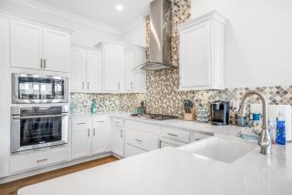 No Worries, Beach Happy - 6