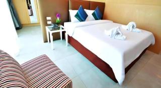 Golden Dragon Beach Resort Pattaya (Bang Lamung) - 2