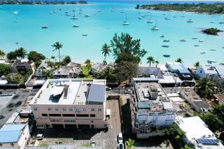 Waterside Complex - Beachfront Villa in Grand Baie - 0