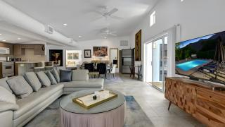 Modern Oasis w Pool Patio Lounge Mountain Views Palo Verde by AvantStay - 4