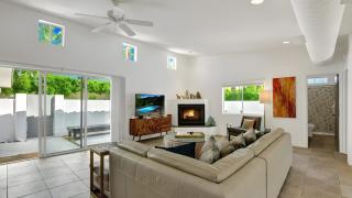 Modern Oasis w Pool Patio Lounge Mountain Views Palo Verde by AvantStay - 3