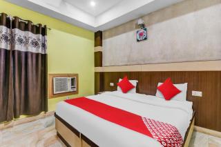 Hotel O Crystal Near Gomti Riverfront Park - 0